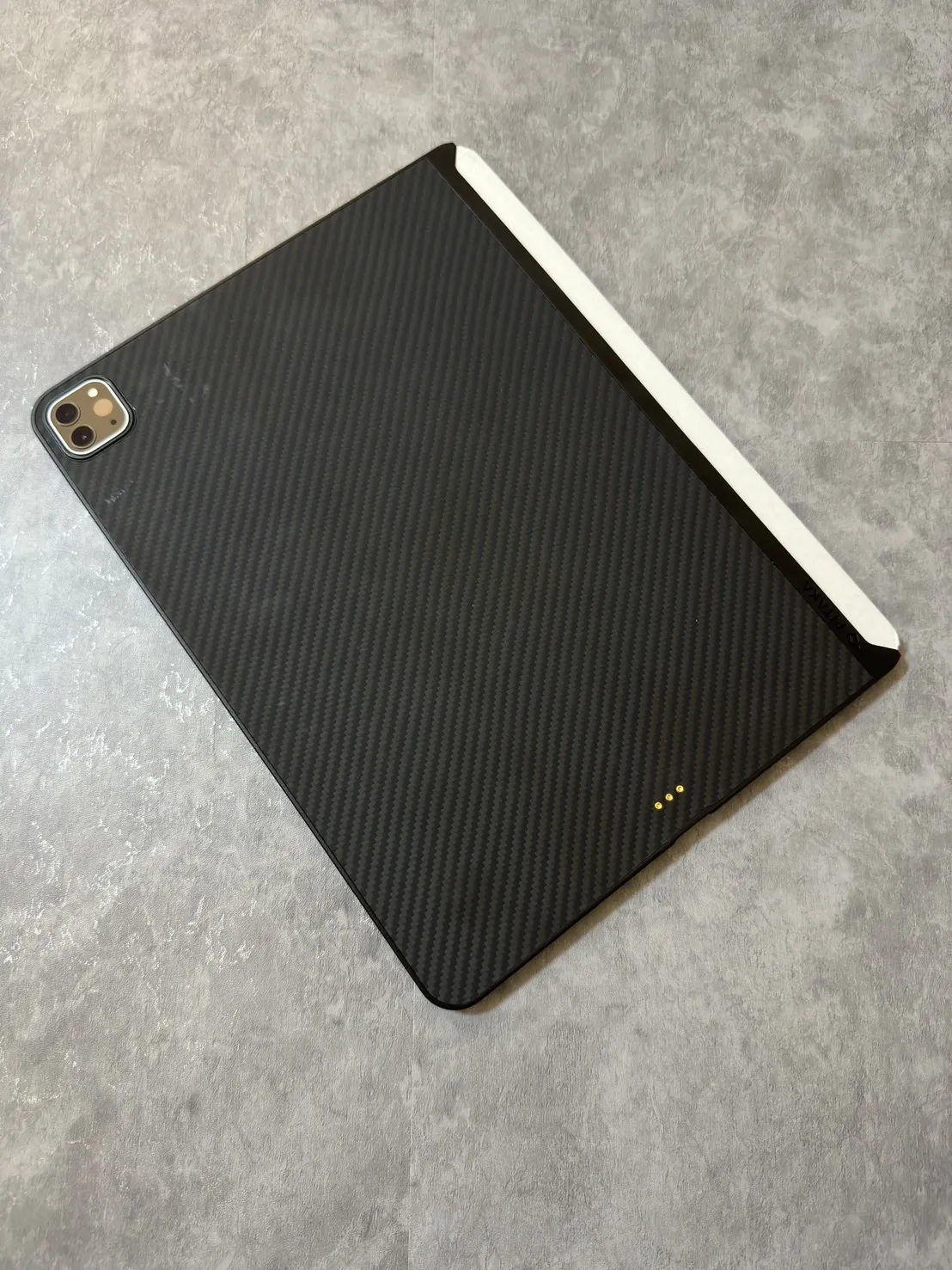 M1 iPad Pro 12.9インチ用PITAKAケース